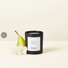將圖片載入圖庫檢視器 Ambustum Pear &amp; Freesia Scented Candle | 英國 Ambustum Pear &amp; Freesia 香薰蠟燭 220g
